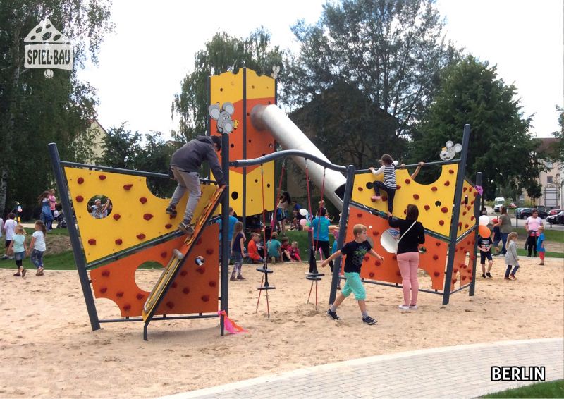 mouse and cheese climbing frame