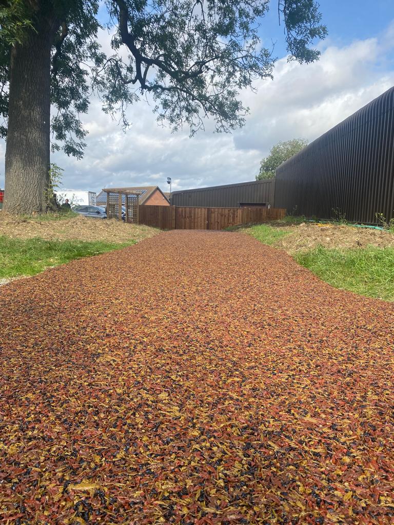 rubber mulch path
