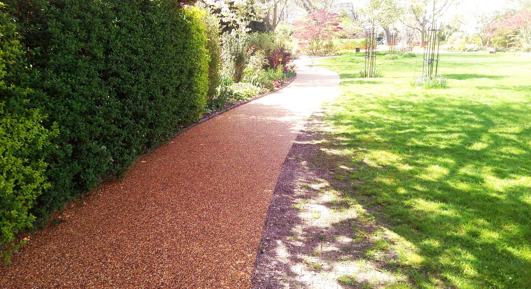 Transformation of outdoor space with Redlynch Leisure resin bound gravel surfacing